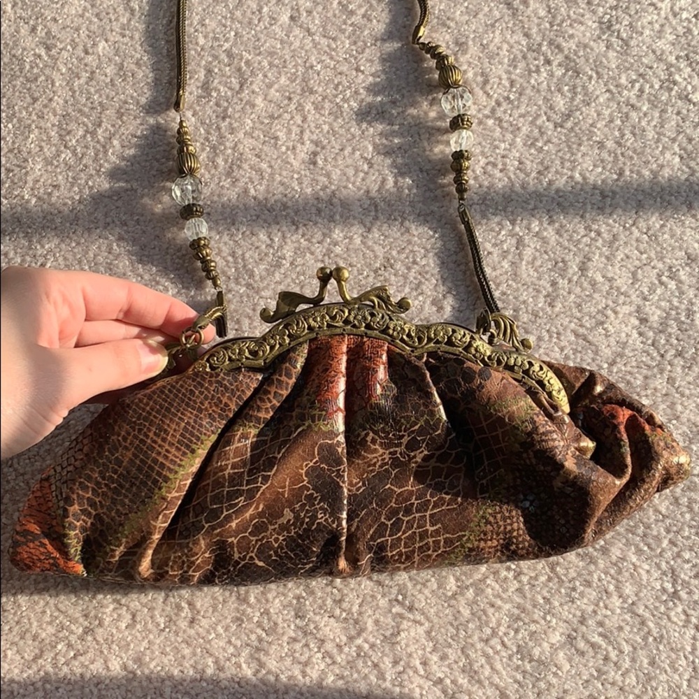 Vintage Inspired Clutch With Strap